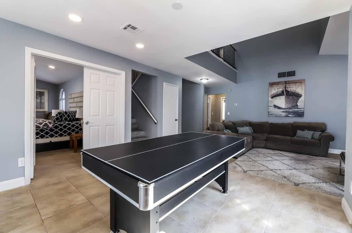 Holiday home Vegas Living Gorgeous With Pool Near The Strip
